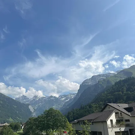 Mit Bergblick Titlis, Luzern, Pilatus, *